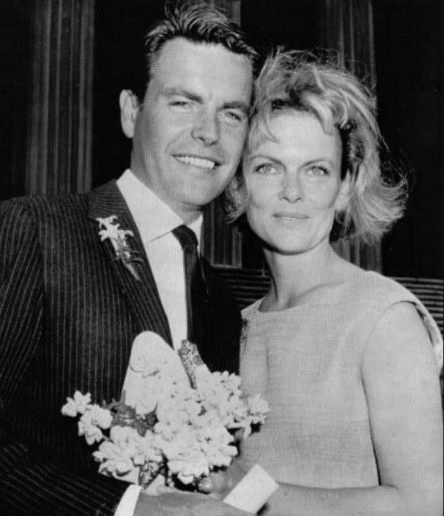 Robert Wagner & Mariaon Marshall